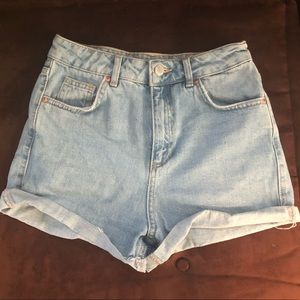 TopShop Moto Girlfriend  jean short